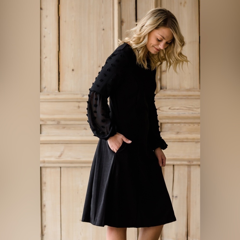 Piper & Scoot | Swiss Dot Knit Ribbed Black‎ Midi Dress Size Small Classic Event